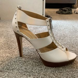 Brand new never worn Michael Kors Heels